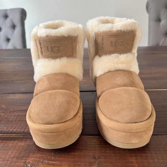 UGG Classic Chillapeak Chestnut Boots - Picture 3 of 8